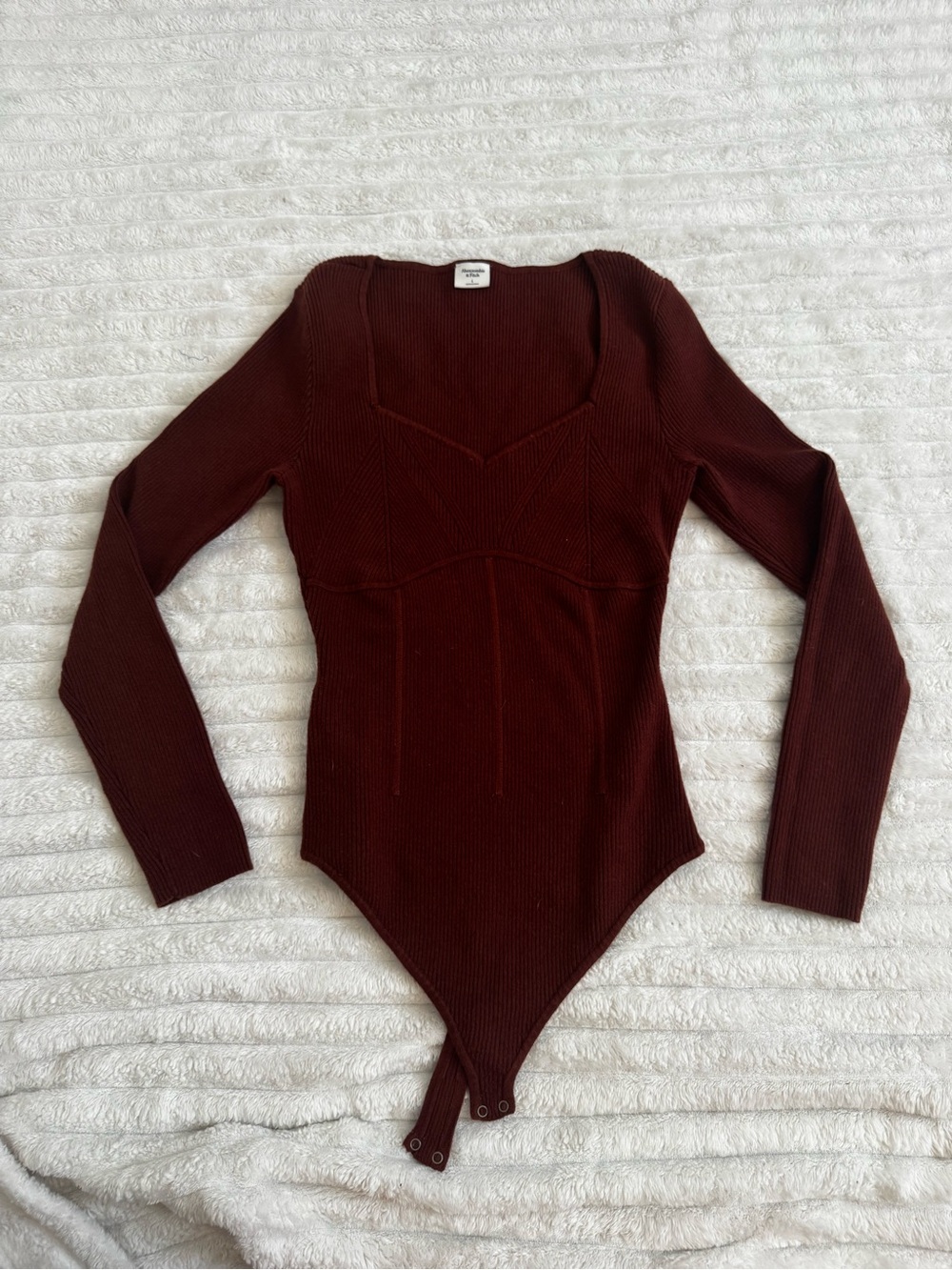 Abercrombie & Fitch Long-Sleeve Ribbed Bodysuit in Burgundy